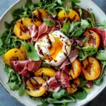 Gegrillter Nektarinen-Burrata-Prosciutto-Salat