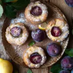 Pflaumen-Friands