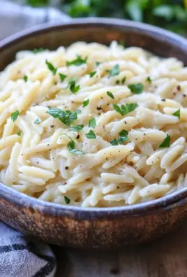 Cremige Orzo-Nudeln mit Knoblauch und Parmesan 28 Cremige Orzo-Nudeln mit Knoblauch und Parmesan
