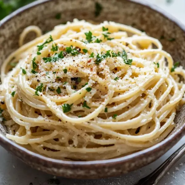 Thunfisch-Sahne-Soße mit Spaghetti