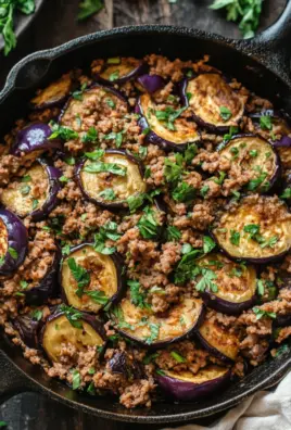 Türkische Auberginen-Hackfleisch-Pfanne 23 Türkische Auberginen-Hackfleisch-Pfanne